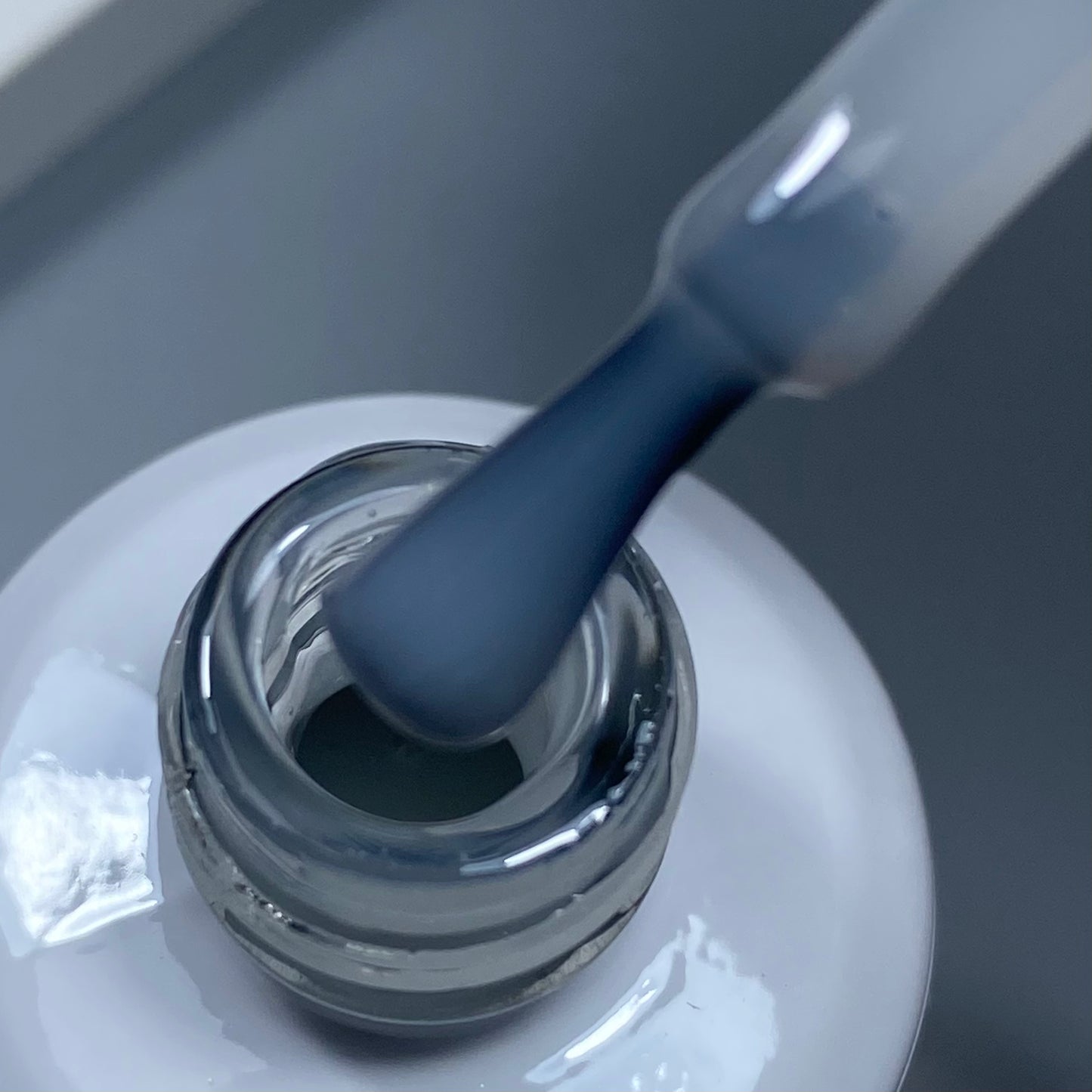 Верхнее покрытие молочного цвета