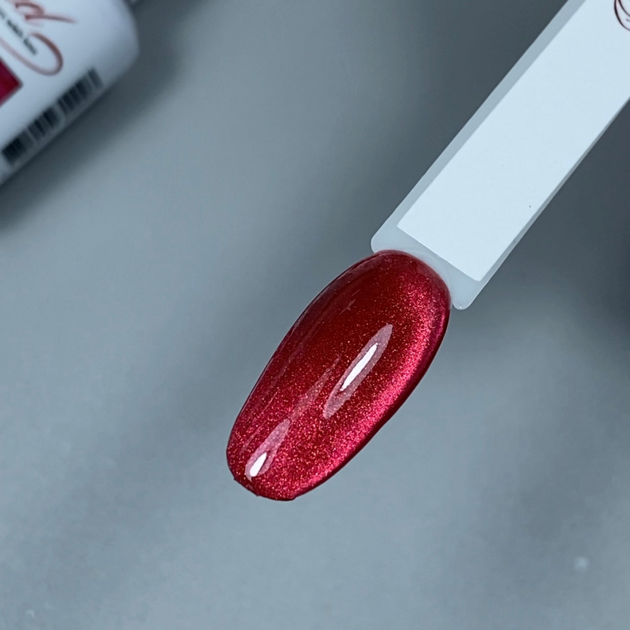 GEL POLISH - CAT EYE RED
