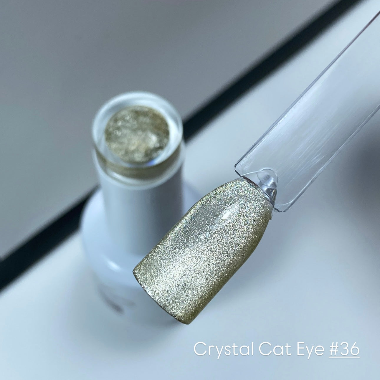 CRYSTAL - CAT EYE