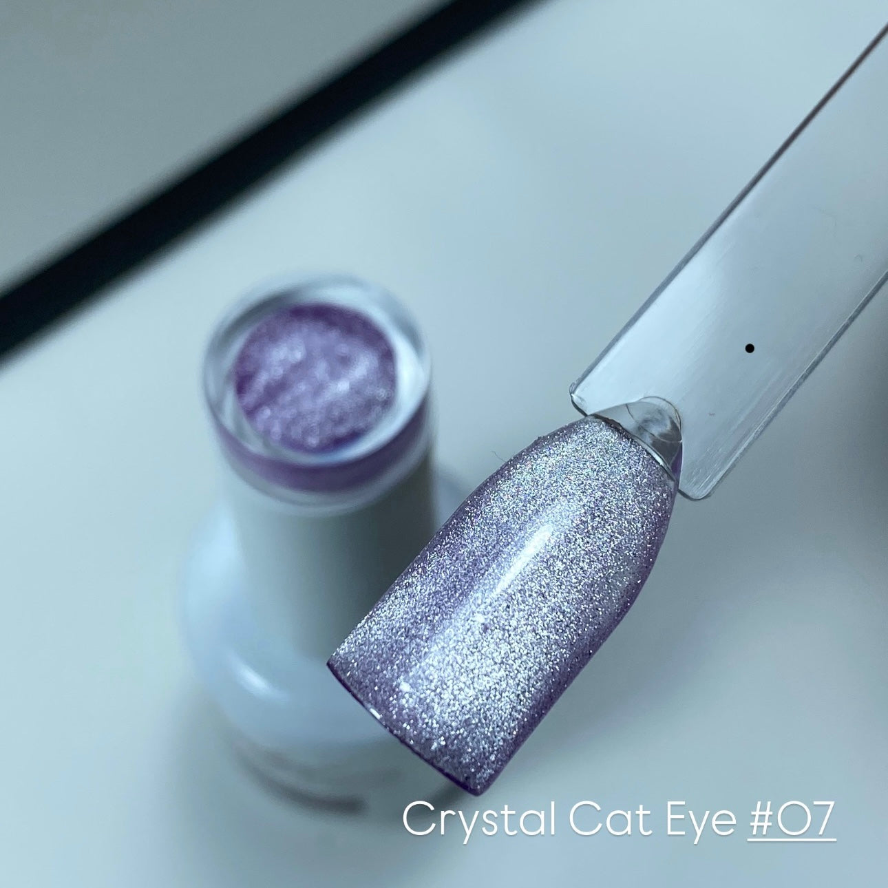 CRYSTAL - CAT EYE